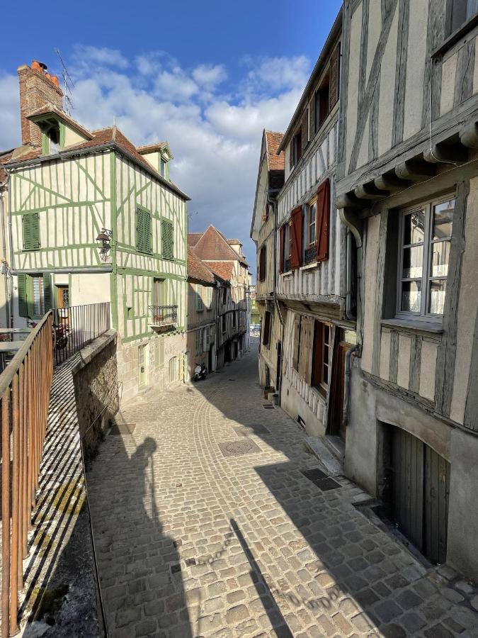 Appartamento Le Pigeonnier Centre Historique Auxerre Esterno foto
