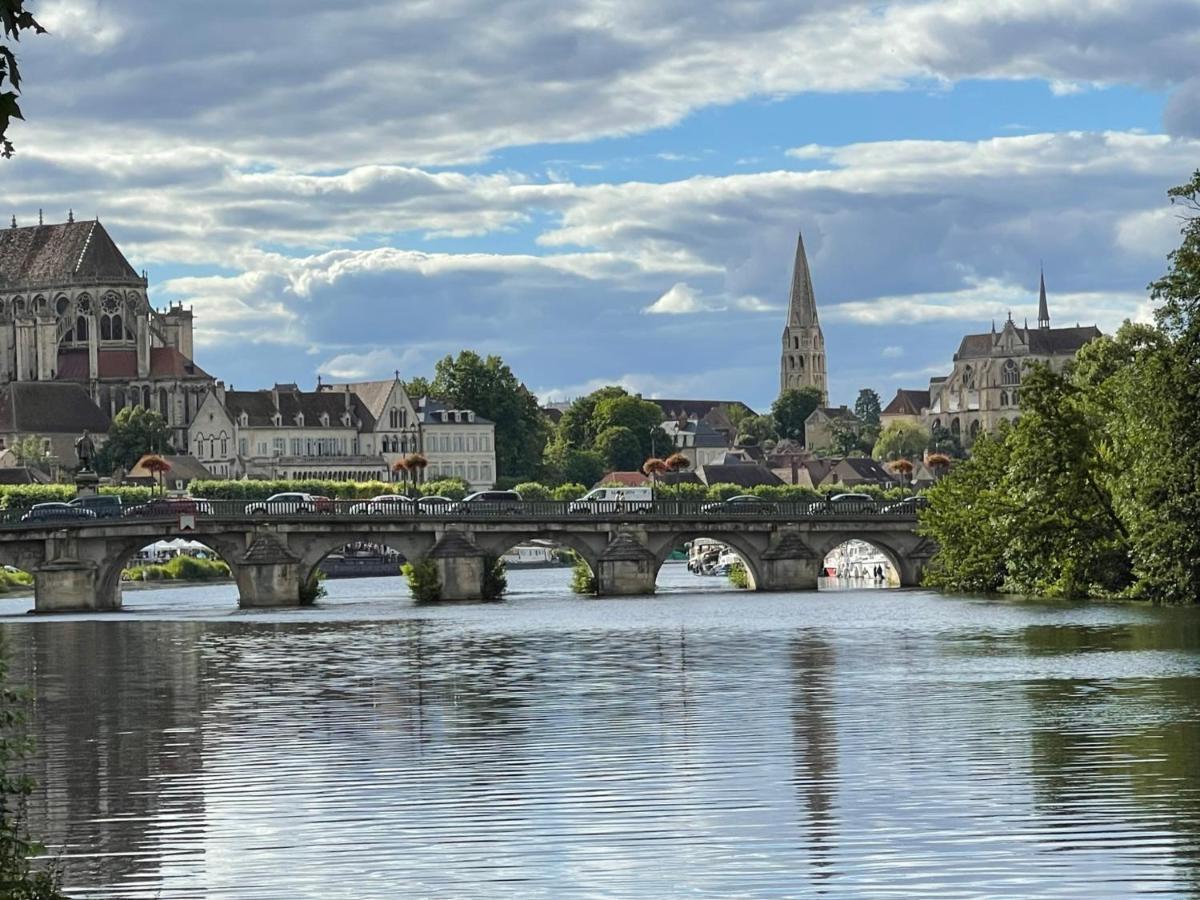 Appartamento Le Pigeonnier Centre Historique Auxerre Esterno foto